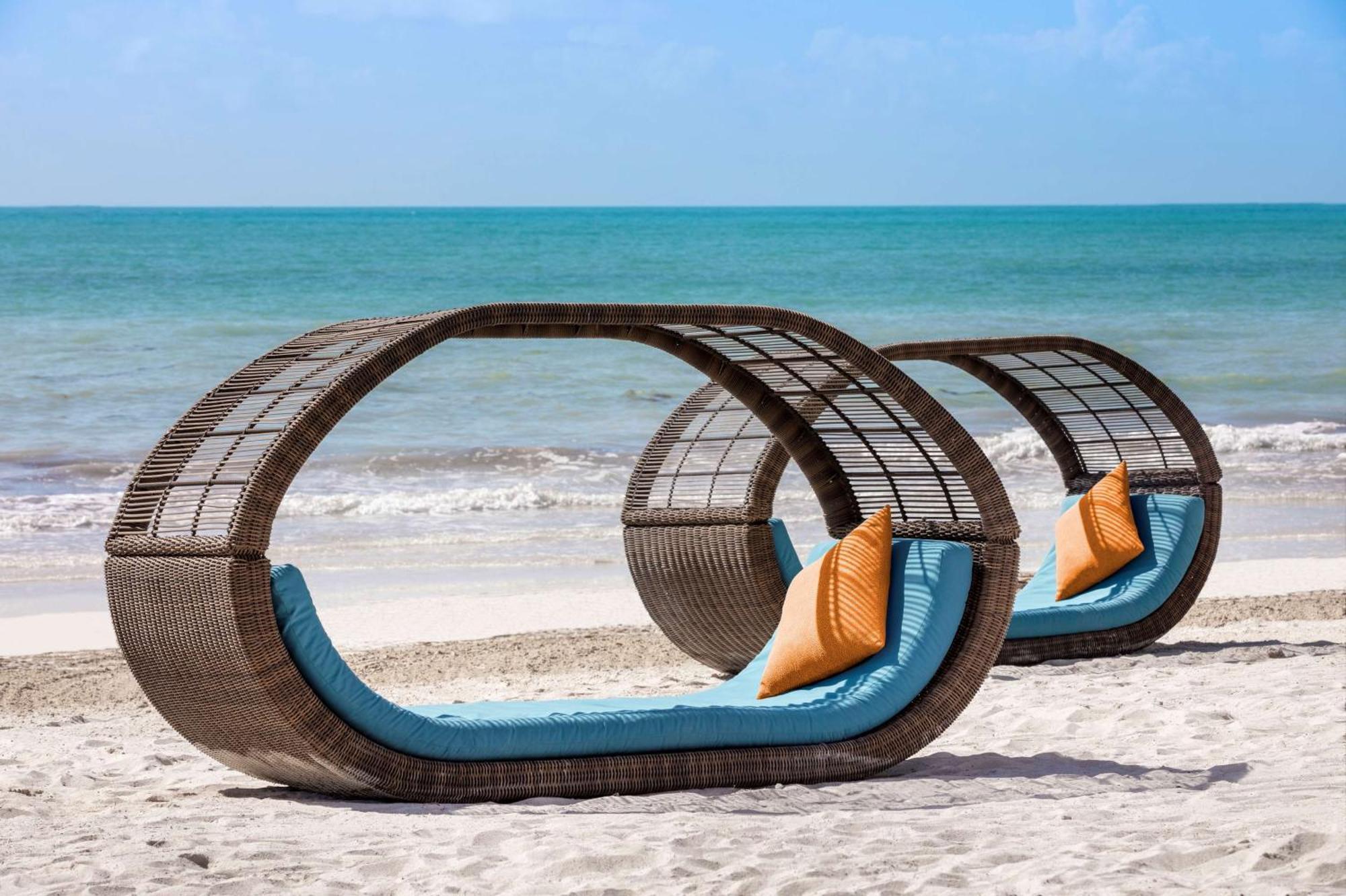The Reach Key West, Curio Collection By Hilton Hotel Exterior photo
