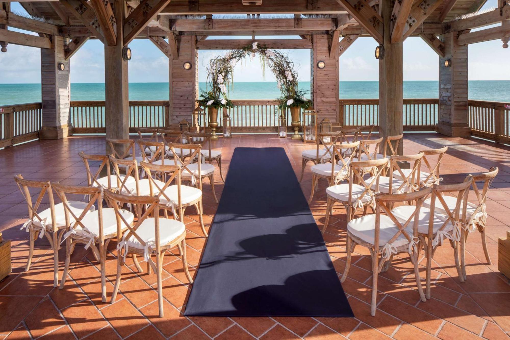 The Reach Key West, Curio Collection By Hilton Hotel Exterior photo