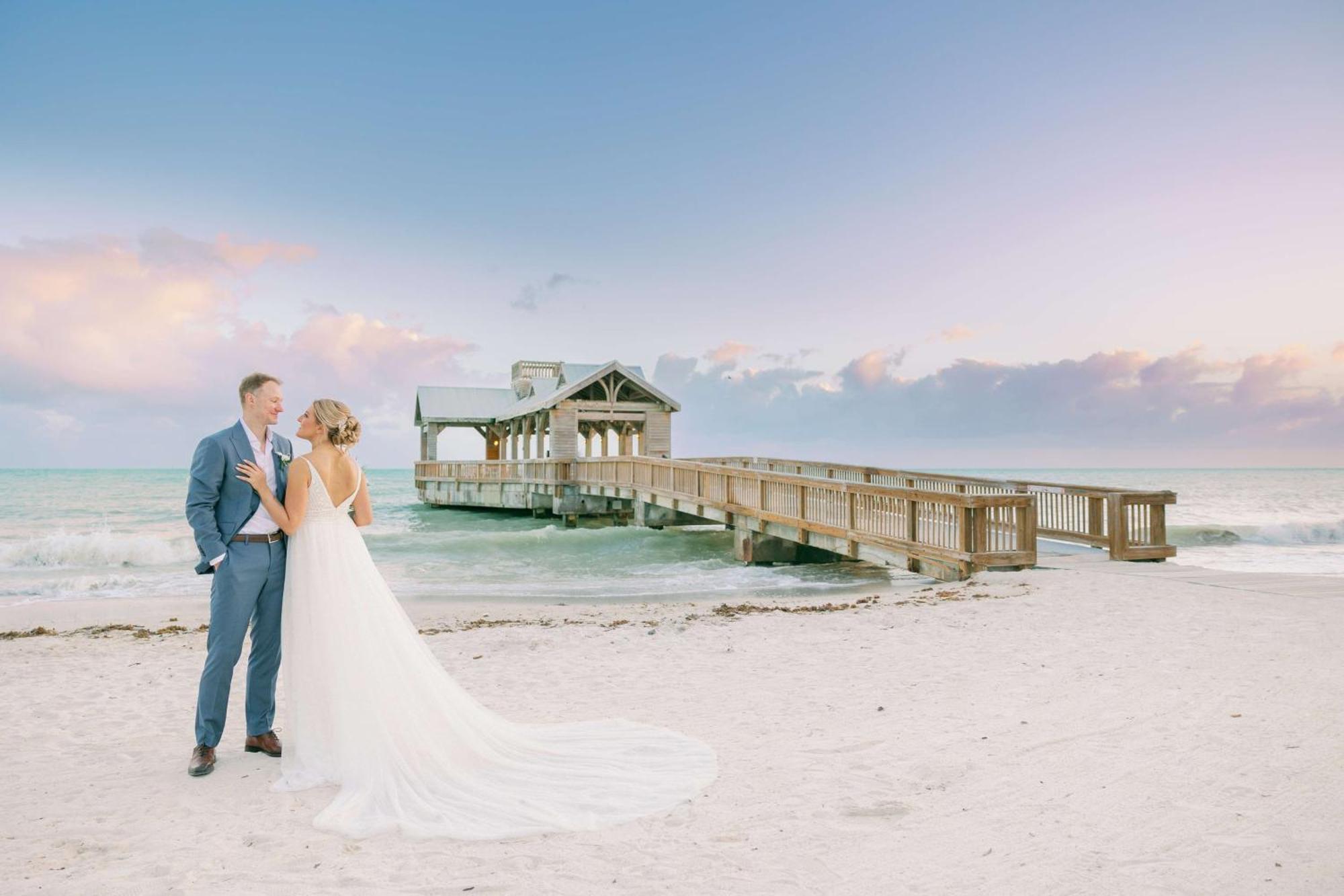 The Reach Key West, Curio Collection By Hilton Hotel Exterior photo
